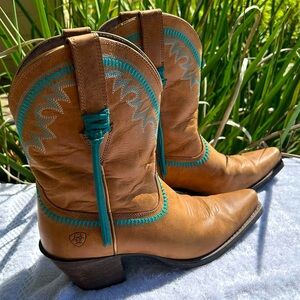 Ariat Women’s Cowboy Boots